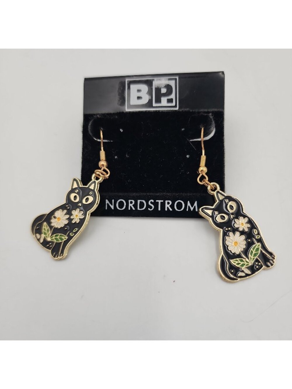 New! Nordstrom Enamel Black Cat Daisy Flower Pierced Earrings